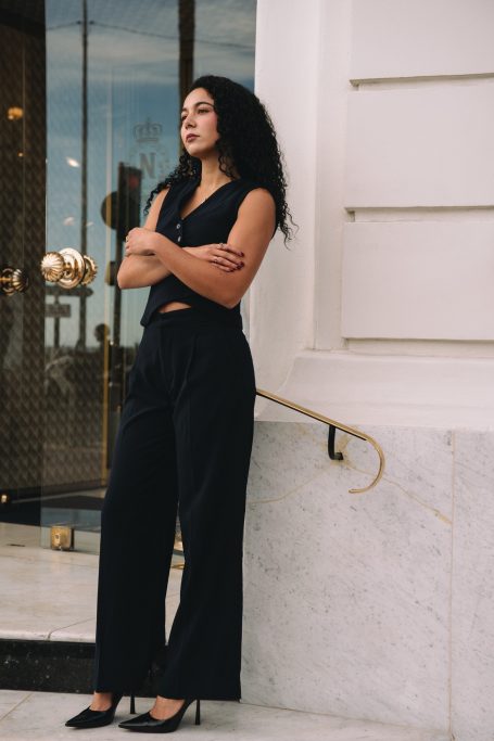 Portraits professionnels pour entreprises sur la Côte d’Azur Photographe corporate à Nice – portrait business pour site web et LinkedIn.